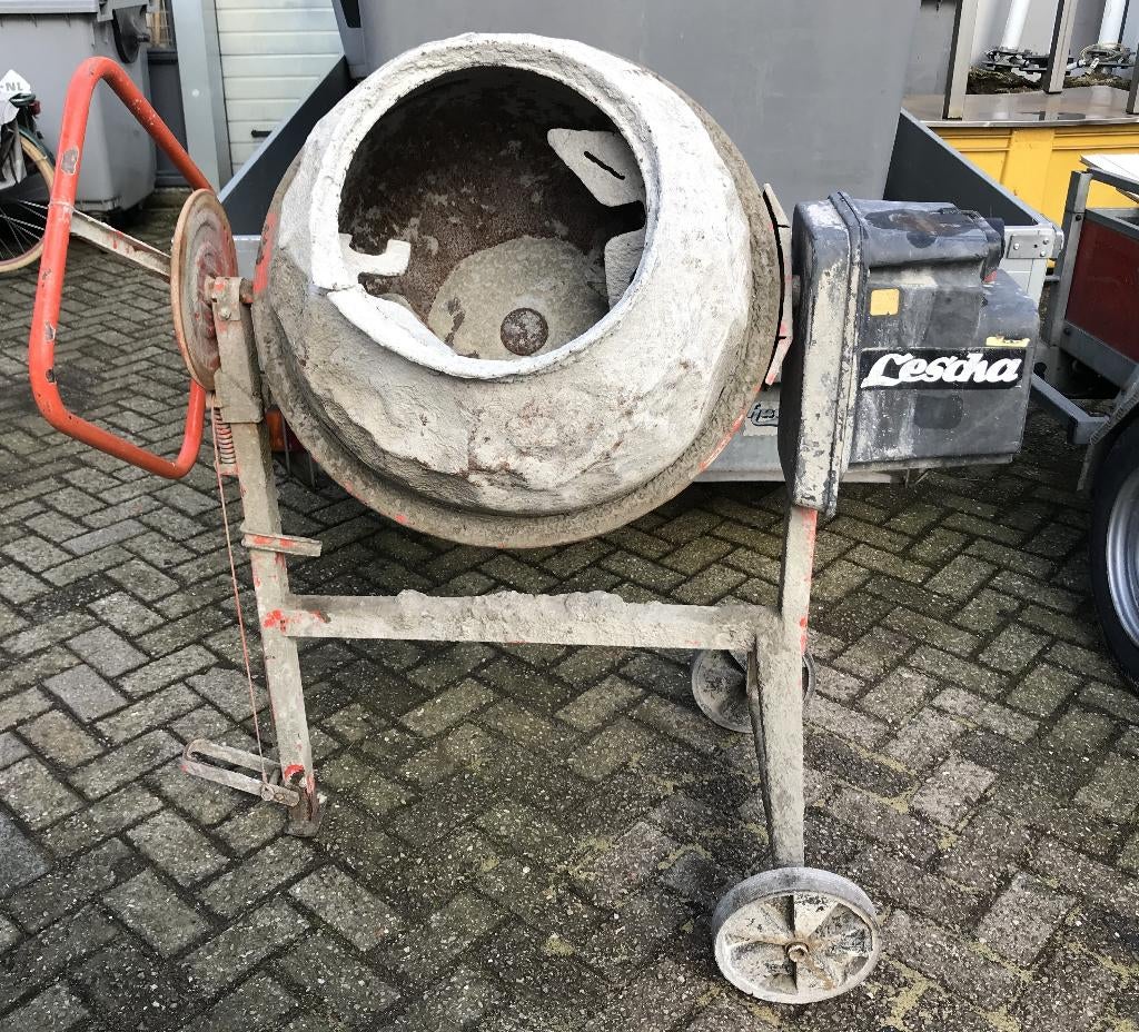 Betonmolen, Lescha, 140 liter, Ophalen, Gebruikt