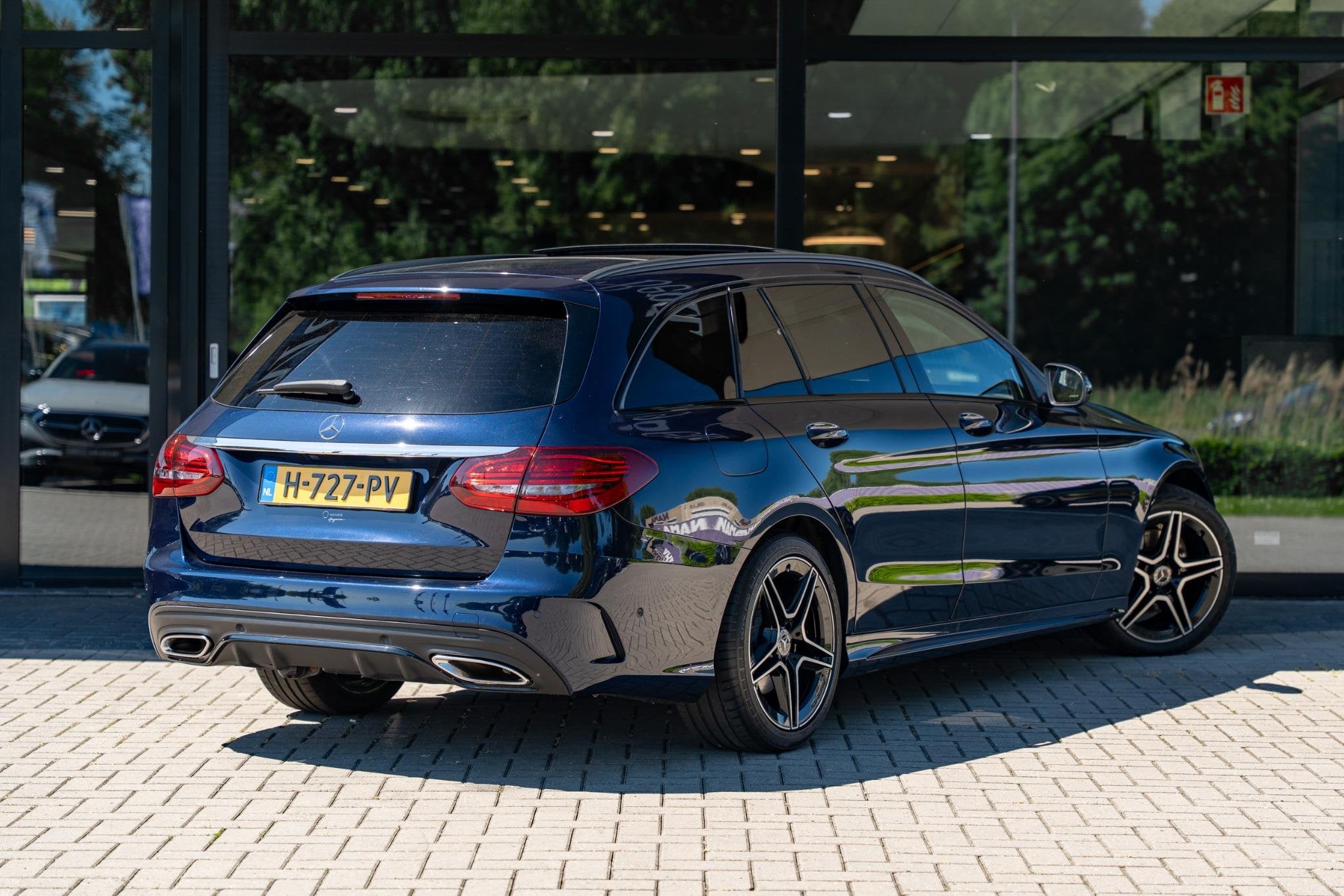 Mercedes-Benz C-klasse Estate 180 Business Solution AMG | Ni, Dealer onderhouden, Blauw, Leder en Stof, Origineel Nederlands