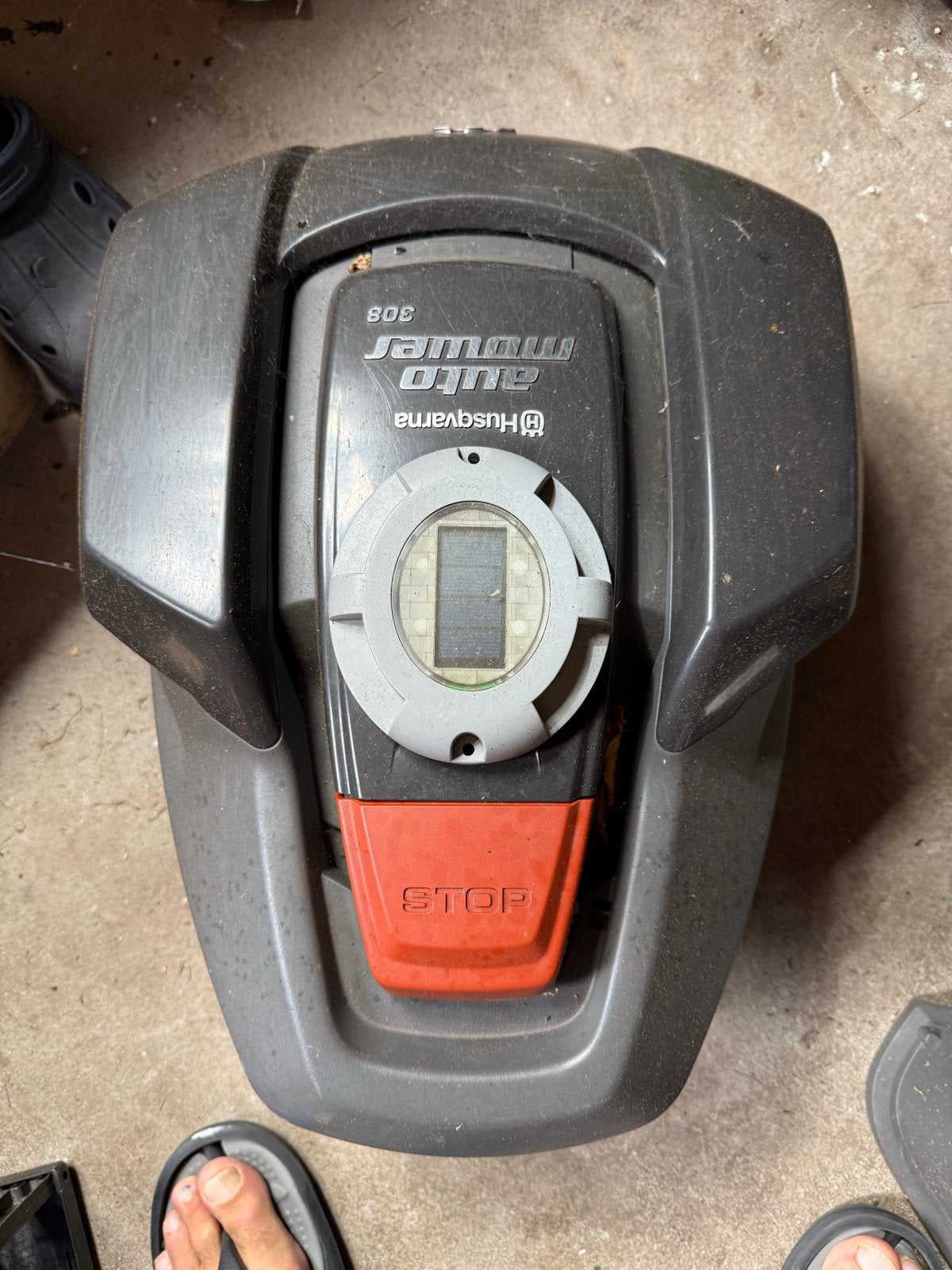 Husqvarna 105/308 robotmaaier met laadstation en onderdelen, Ophalen, Gebruikt