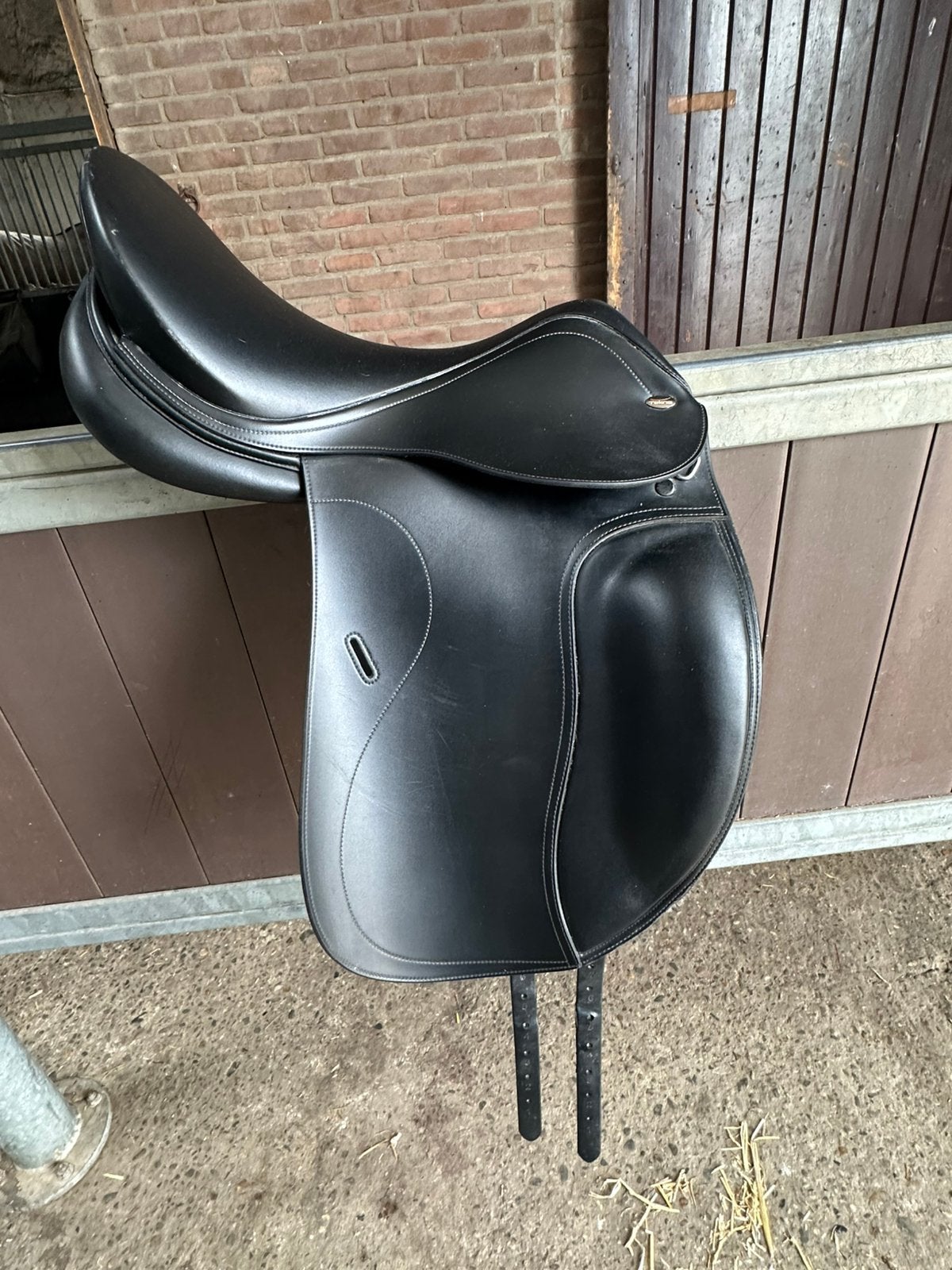 Tekna zadel, Ophalen, Zo goed als nieuw, Dressuur