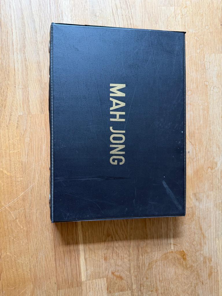 Vintage Mahjong spel in lederen koffer, Ophalen of Verzenden, Gebruikt, Reisspel