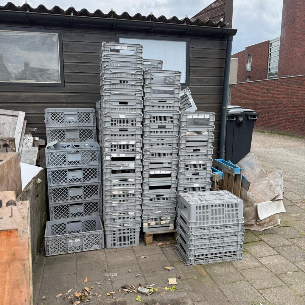 Kunststof Kratten Bakken Opslag Partij Grijs Garage Opberg, Doe-het-zelf en Verbouw, Kratten en Dozen, Ophalen, Gebruikt, Krat
