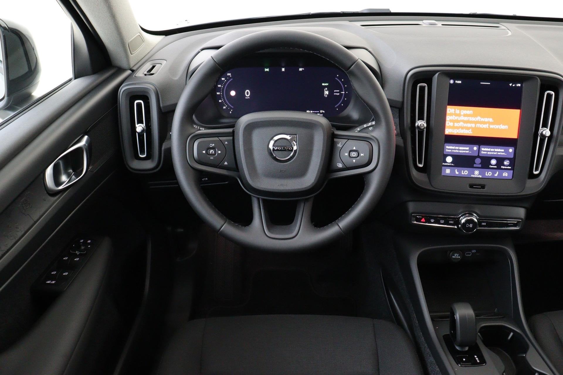Volvo EX40 SINGLE MOTOR ESSENTIAL 70 kWh -CAMERA|CRUISE|META, Auto's, Parkeersensor, 420 min, Nieuw, SUV of Terreinwagen