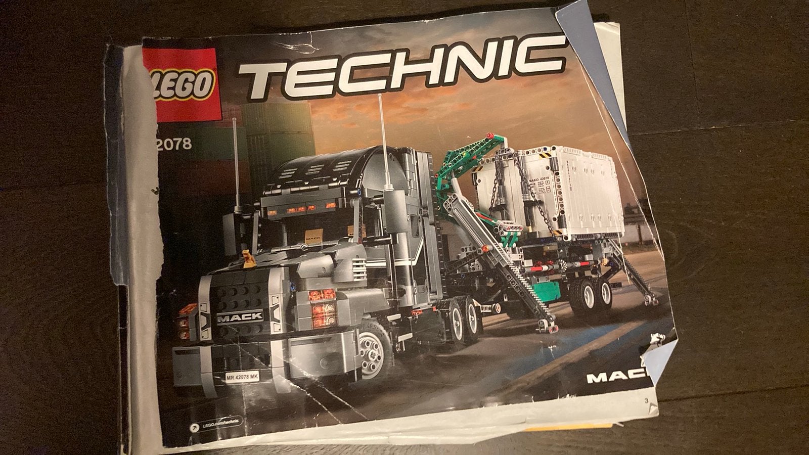 Nette mack anthem technic lego, Compleet, Lego, Ophalen of Verzenden, Zo goed als nieuw