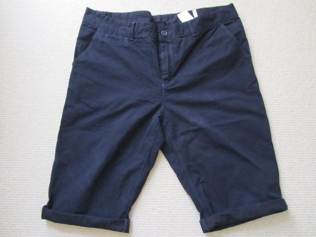 Donkerblauwe short 170x, Broek, Verzenden, H&M, Zo goed als nieuw