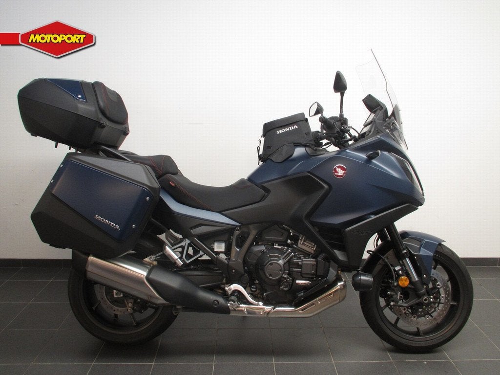 Honda NT 1100 DCT (bj 2024), Doornveld 180-184
B-1731  ZELLIK, BE, Honda Motor Europe Ltd, Belgian Branche, Bedrijf, Meer dan 35 kW