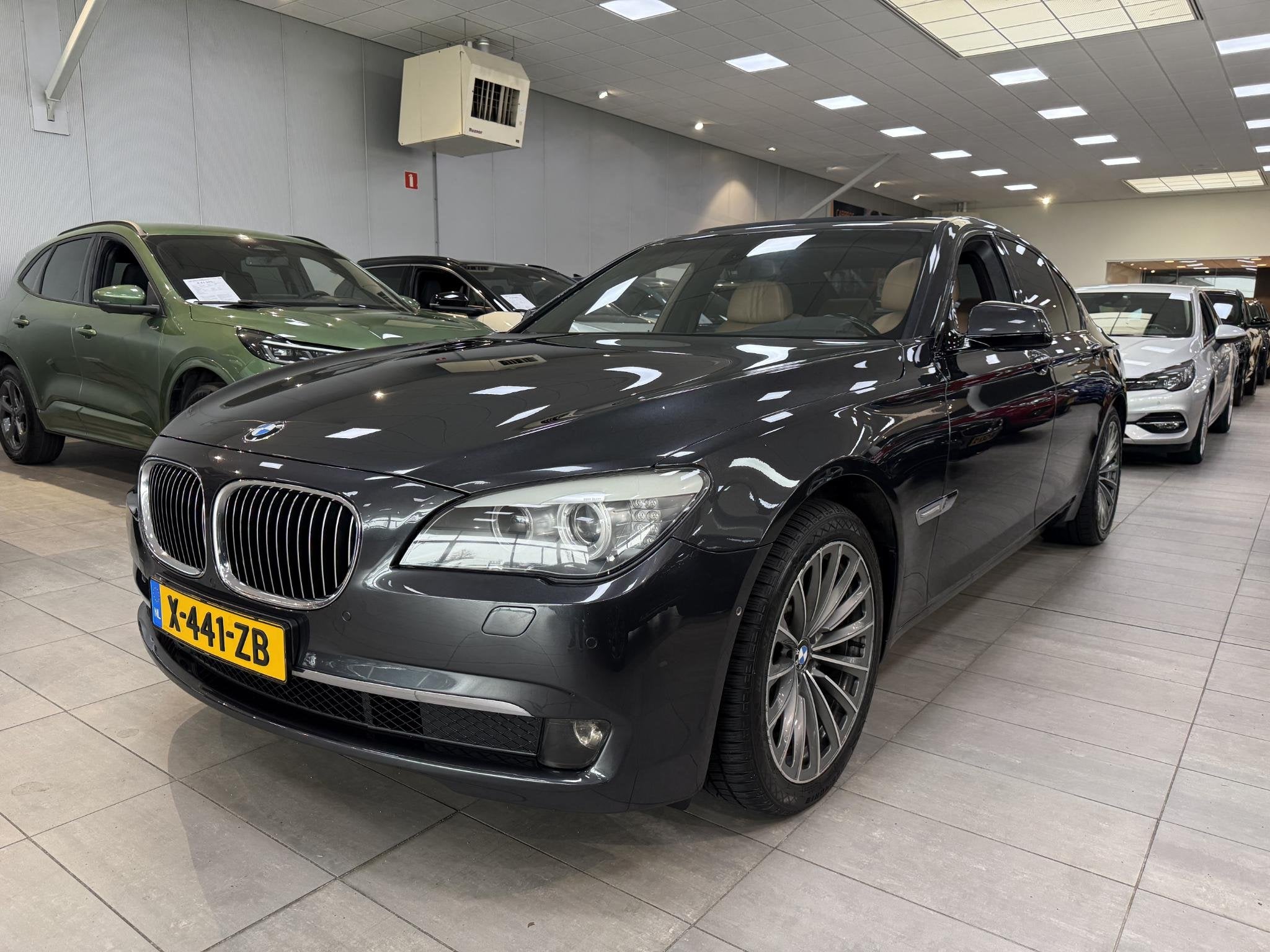 BMW 7-serie 740i 326PK Automaat High Executive BMW 7-serie 7, Automaat, Euro 5, Achterwielaandrijving, Gebruikt