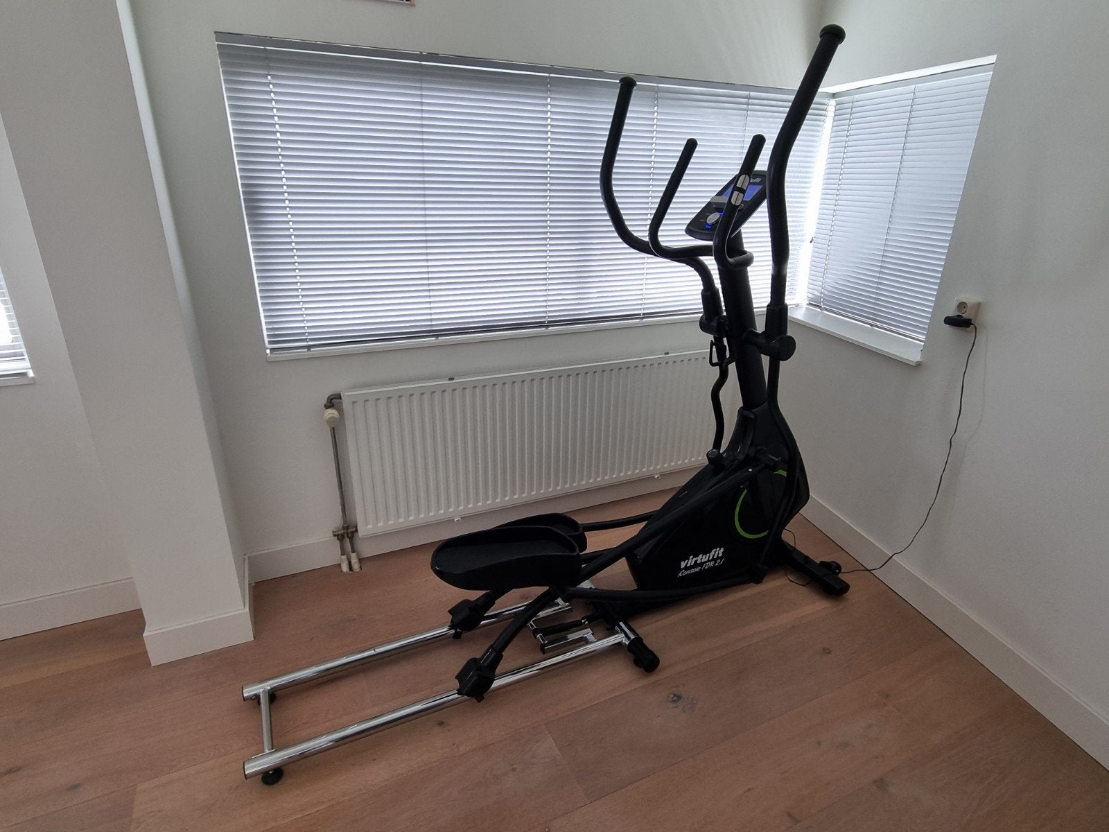 VirtuFit iConsole FDR 2.1 Crosstrainer - Zo goed als nieuw, Ophalen, Zo goed als nieuw, Benen, Crosstrainer