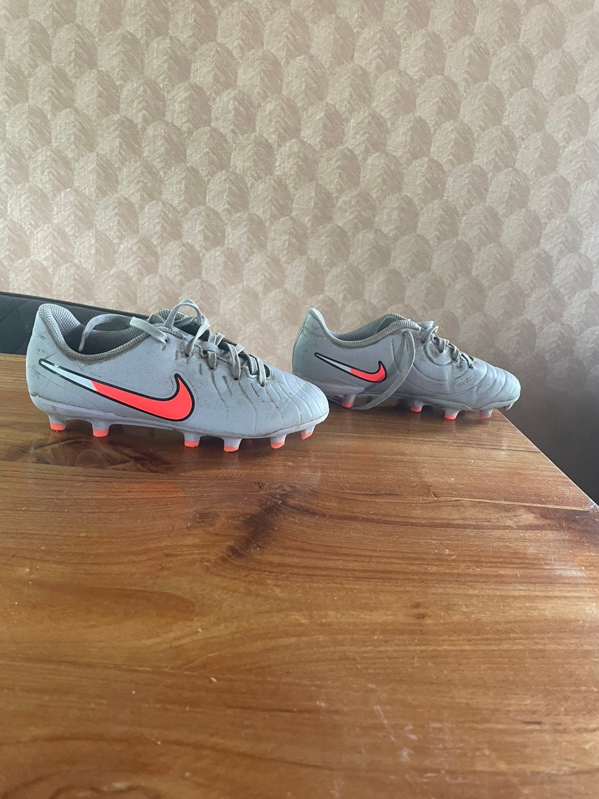 Voetbal schoenen maat 33, Tickets en Kaartjes, Eén persoon