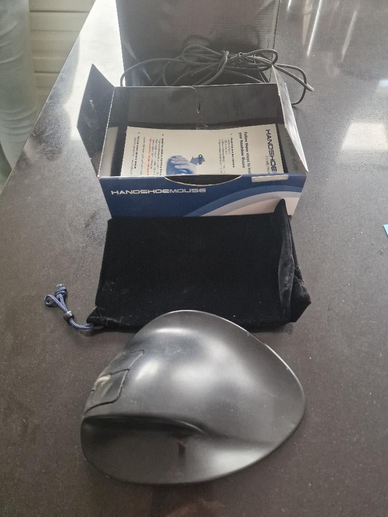 Handshoemouse medium right unwired, Ophalen of Verzenden, Gebruikt, Rechtshandig, Ergonomisch