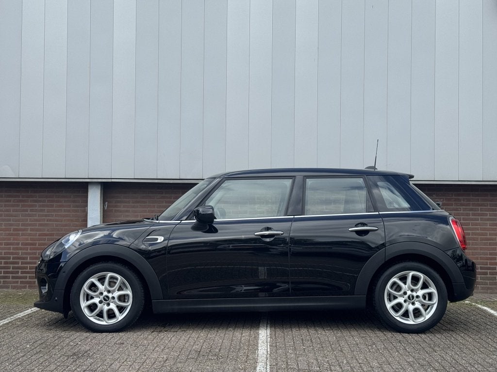 MINI 5-Deurs Automaat | Apple Carplay | 1.5 Cooper Bns Ed., Auto's, Automaat, Gebruikt, Euro 6, Bluetooth
