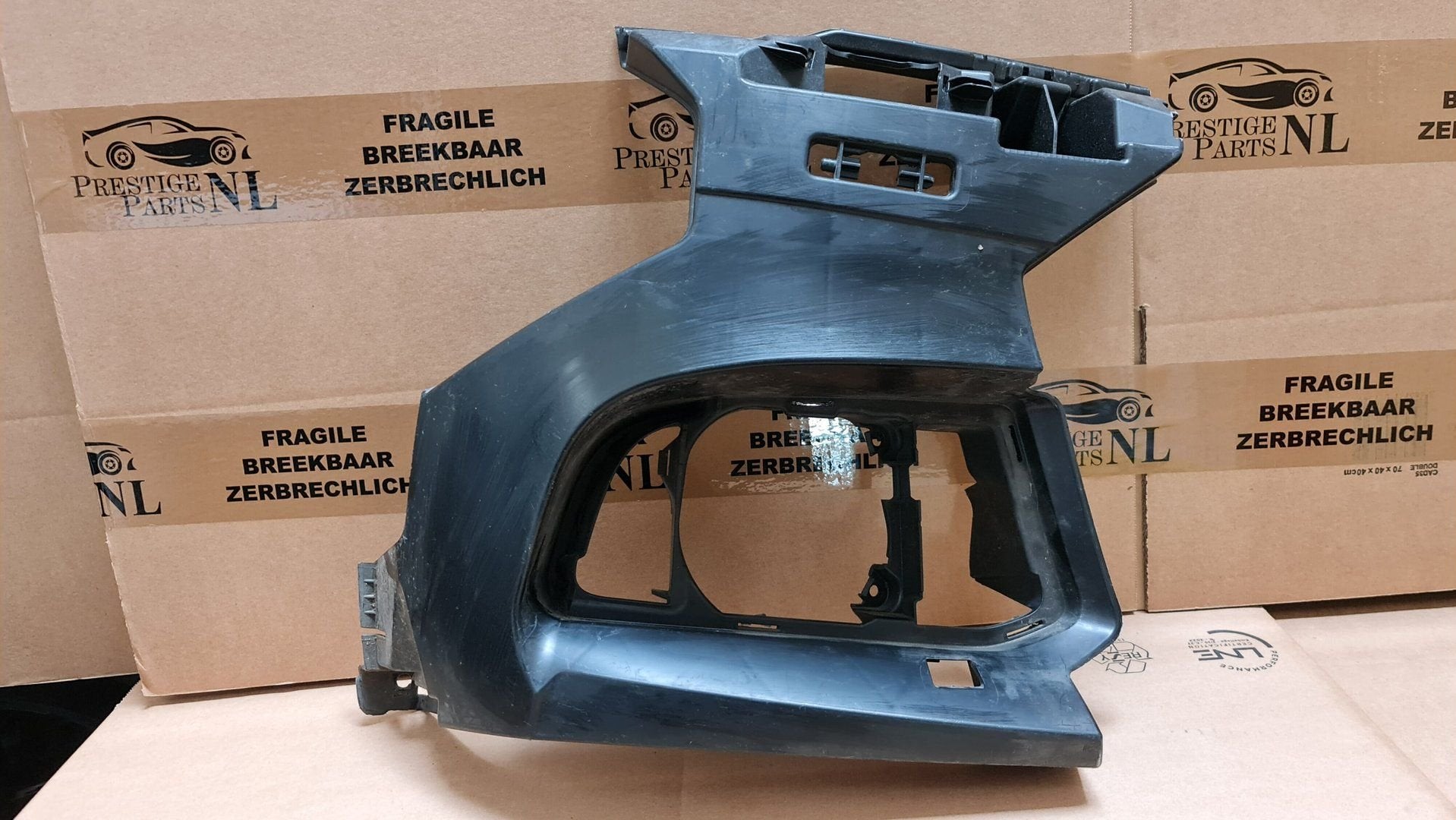 BMW F10 F11 M PAKKET Rechts voorbumper Houder steun Mistlamp, Gebruikt, -, Voor, -