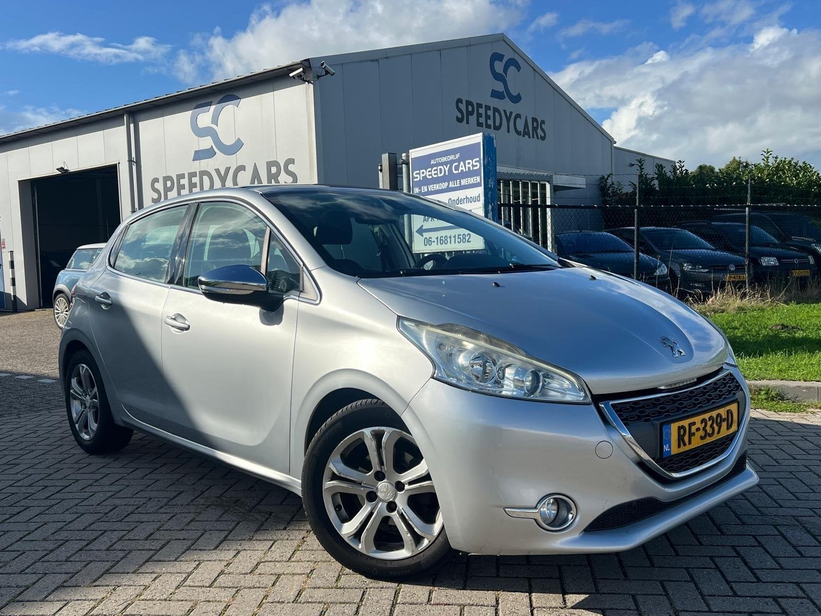 Peugeot 208 1.6 VTi Allure 5DRS Pano Cruise Clima PDC, Auto's, Euro 5, Stof, Gebruikt, 4 cilinders