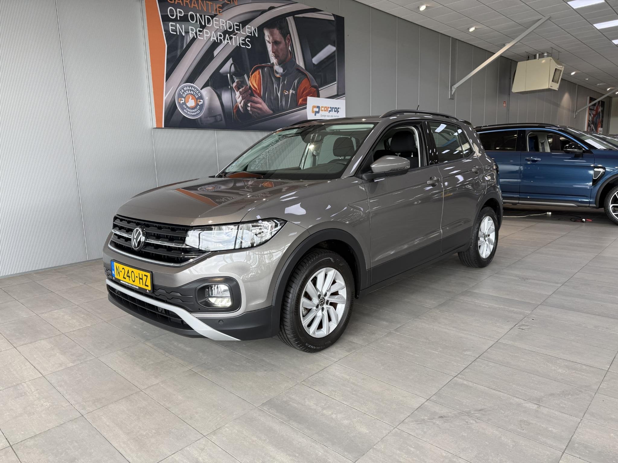 Volkswagen T-Cross 1.0 TSI Life automaat stoelverwarming, Auto's, Gebruikt, Bedrijf, 3 cilinders, 1100 kg