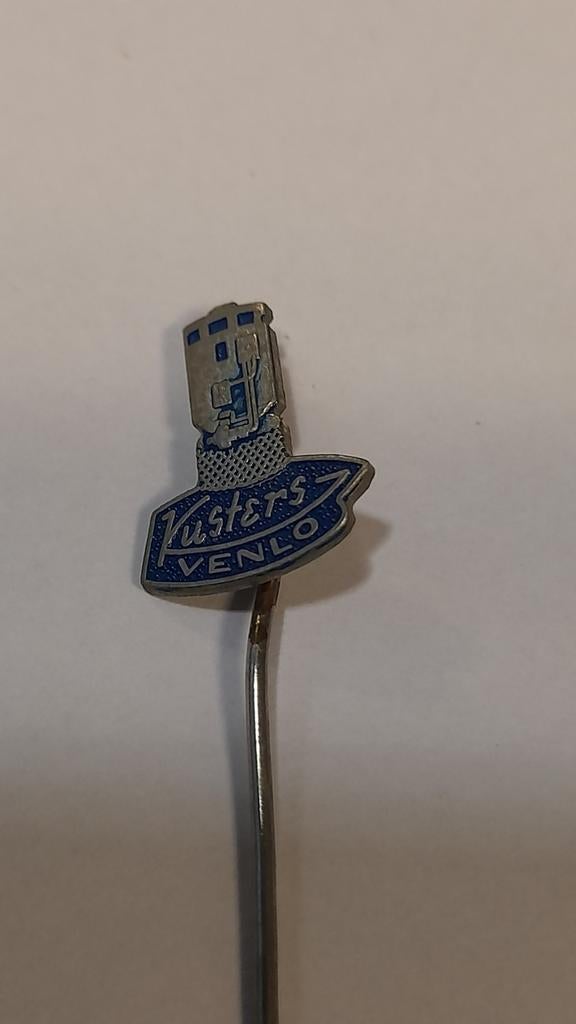Kusters Venlo Speldje/Pin, Ophalen of Verzenden, Gebruikt, Stad of Land, Speldje of Pin