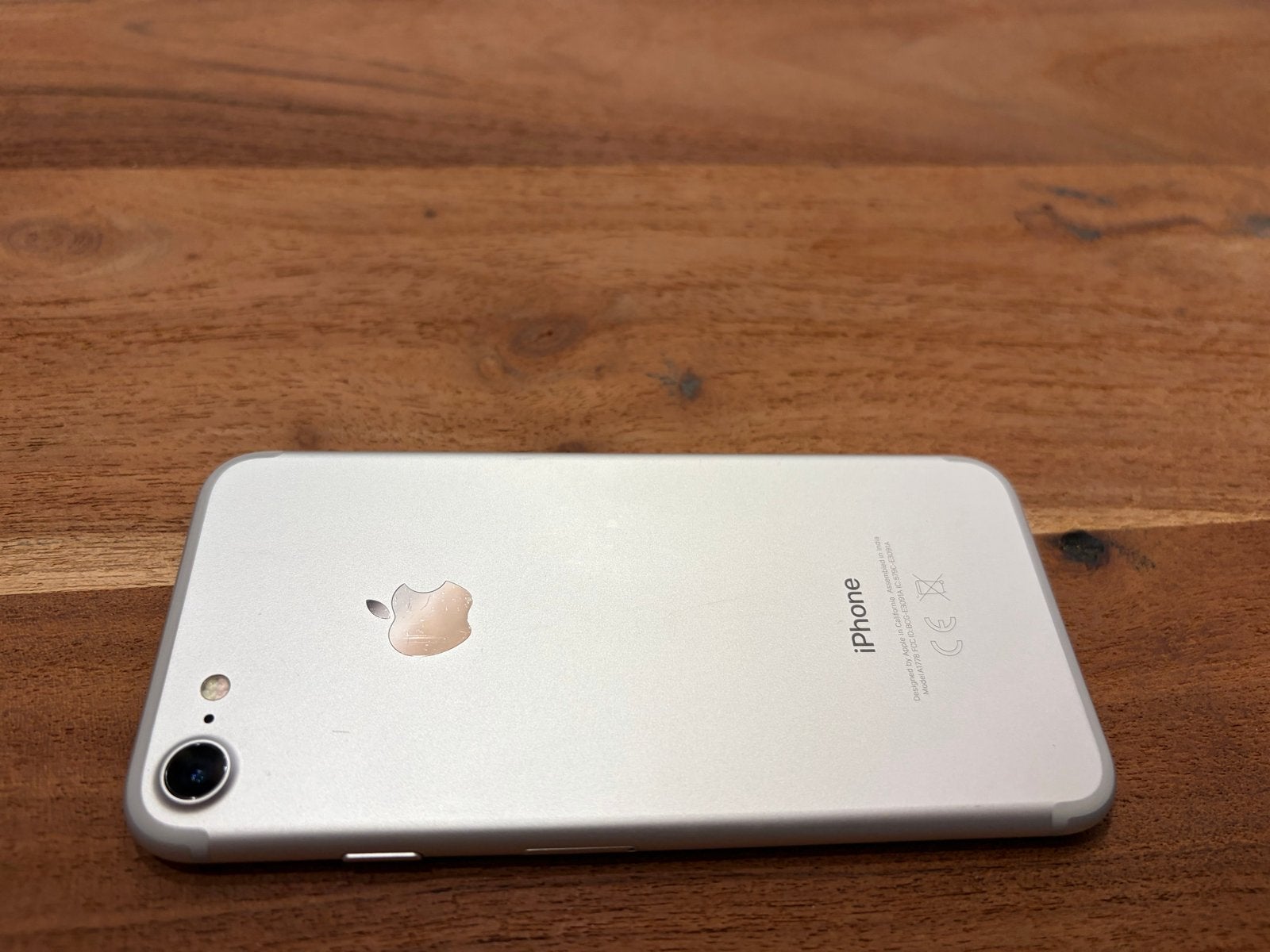 Apple iPhone 7 Zilver 32GB - Goede staat, Gebruikt, 32 GB, Ophalen of Verzenden, 81 %