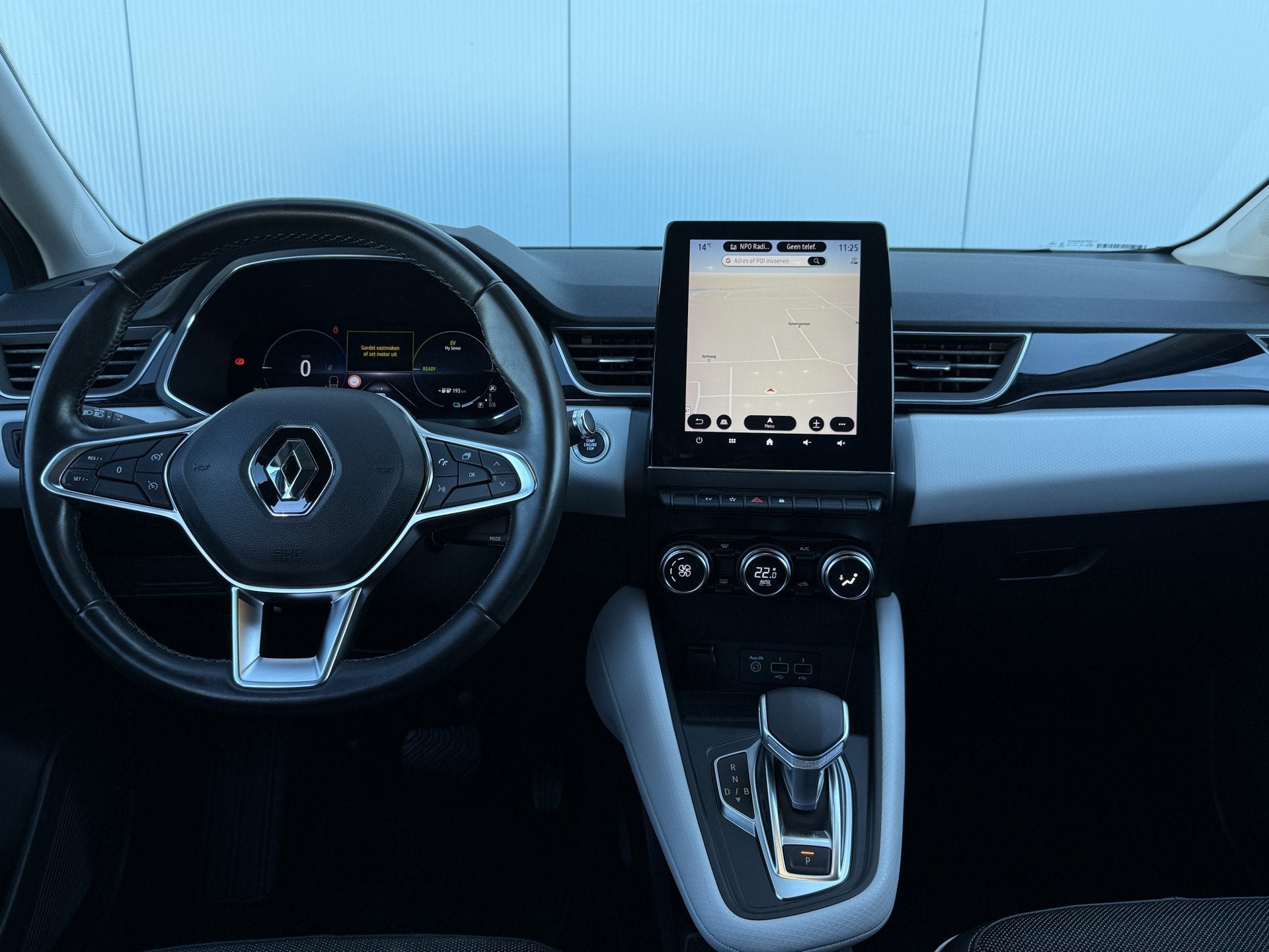 Renault Captur 1.6 E-Tech Plug-in Hybrid 160 Intens Automaat, 77 km/l, Gebruikt, 4 cilinders, Blauw