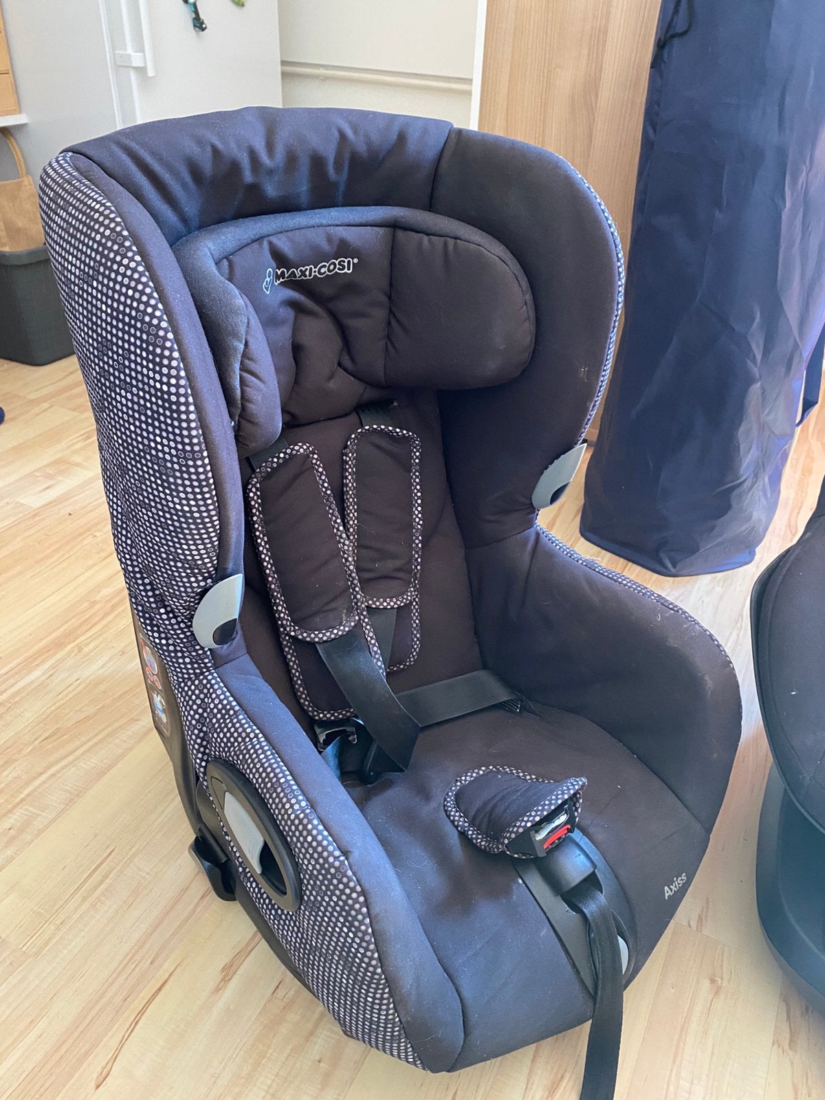Maxi cosi autozitje. Axiss., Kinderen en Baby's, Autostoeltjes, Ophalen, 9 t/m 36 kg, Maxi-Cosi, Gebruikt