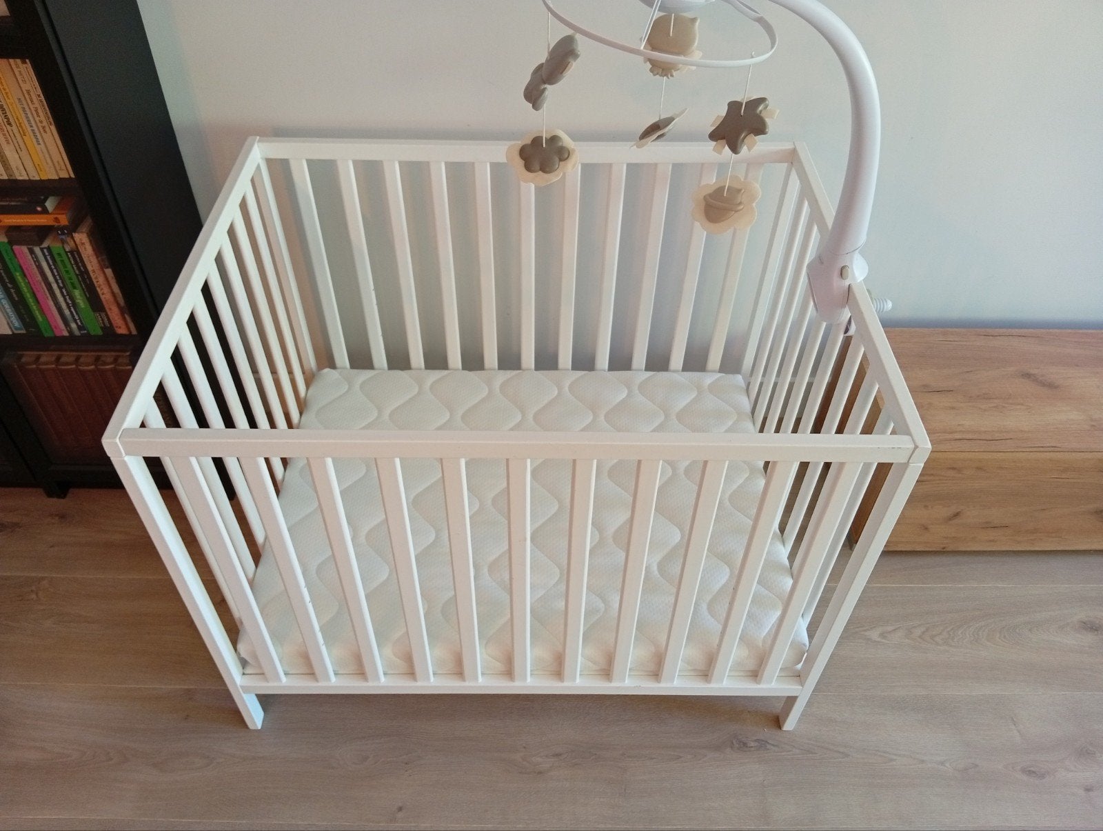 Prenatal box Sana met matras Sil en Infantino 3-in-1 mobile, Kinderen en Baby's, Boxen, Ophalen, Zo goed als nieuw, Rechthoekig