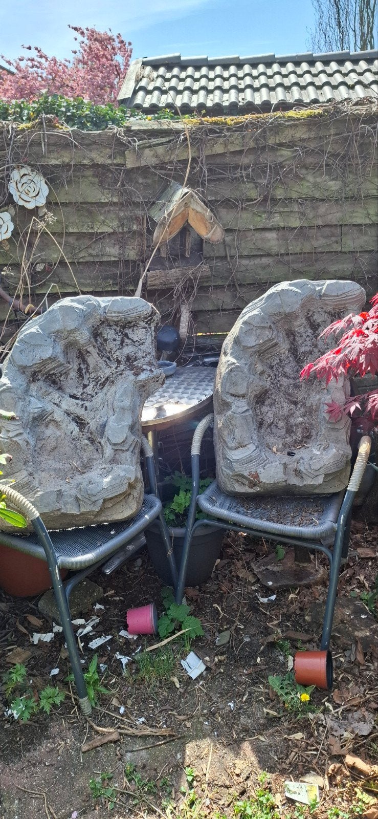 Grote kunstmatige rotsen voor tuin of vijver (2 stuks), Ophalen, Gebruikt