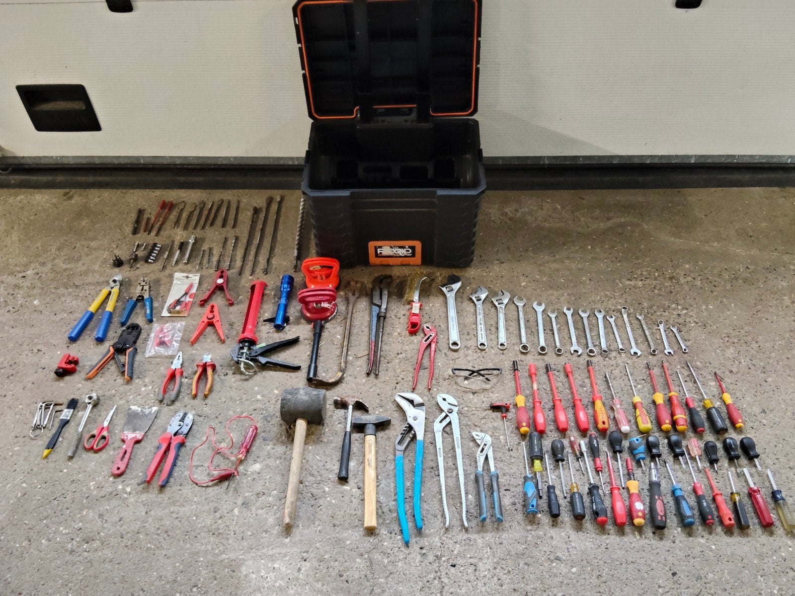 Rigid gereedschap trolley met uitgebreide gereedschapset - 3, Gebruikt, Onbekend@voorbeeld.com, Onbekend, Ophalen of Verzenden