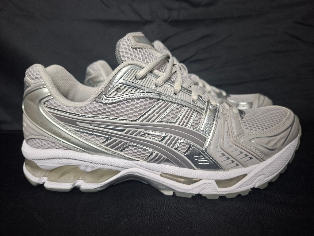 Asics Gel-Kayano 14 'White Midnight' Metallic Silver 42, https://www.asics.com/nl/nl-nl/, Overige kleuren, Verzenden, https://www.asics.com/nl/nl-nl/