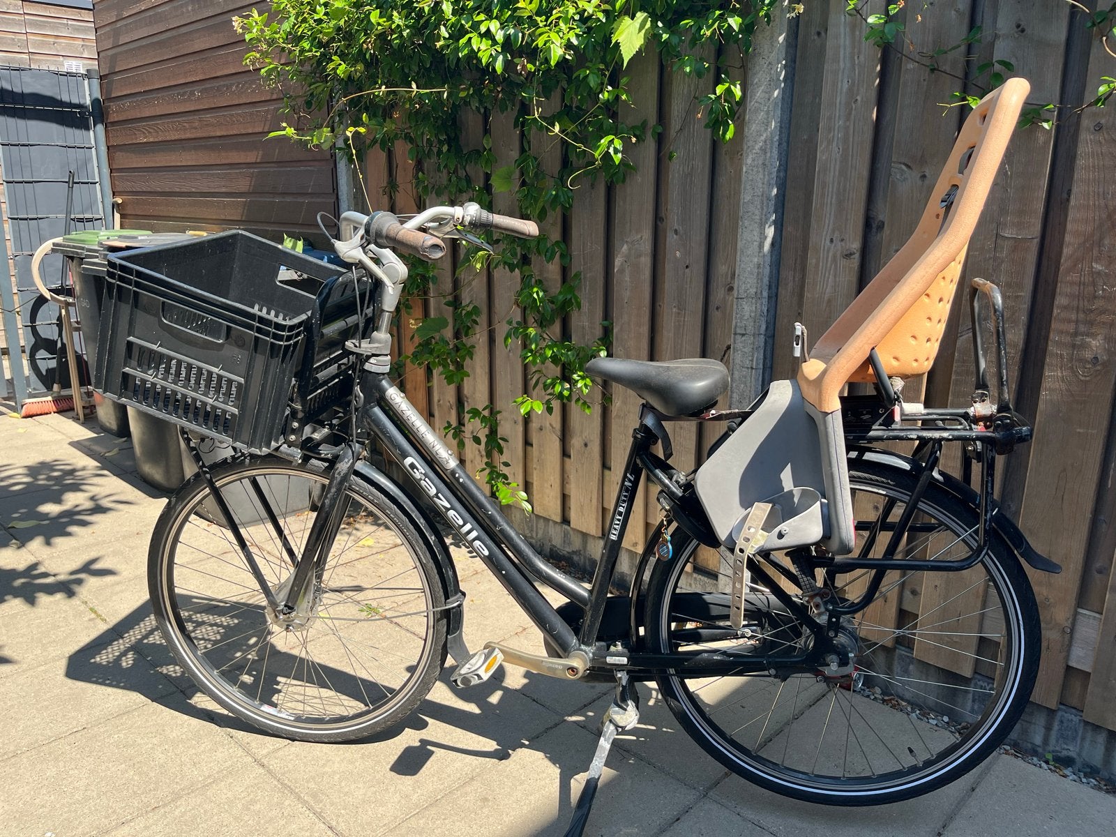 Gazelle NL transportfiets met kinderzitje en krat, Ophalen, Velgrem, Versnellingen, Gazelle