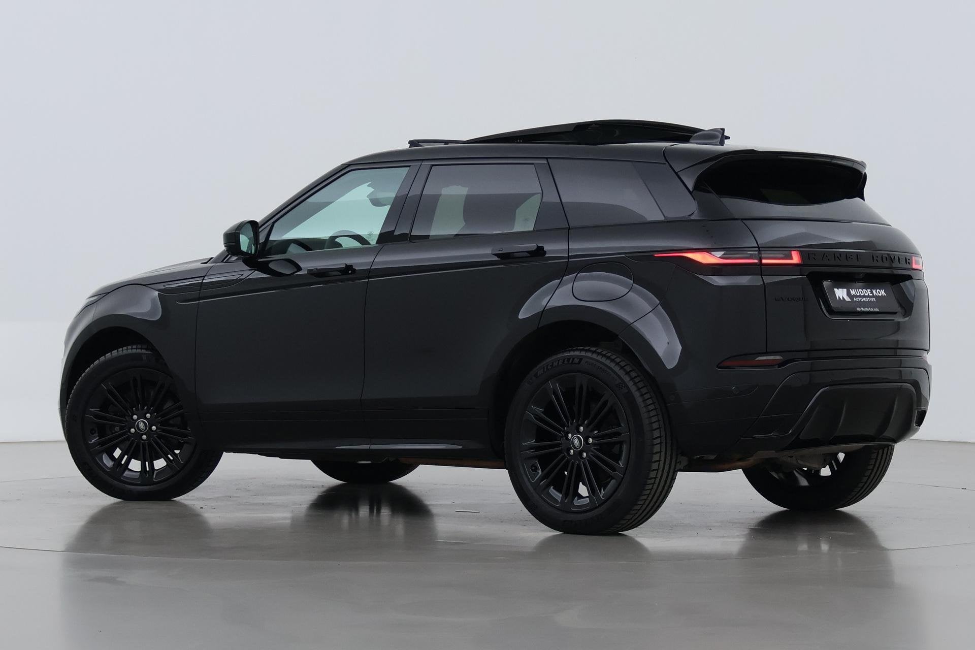 Land Rover Range Rover Evoque P270e PHEV Dynamic SE | Black, Auto's, Land Rover, Automaat, Zwart, Bedrijf, Vierwielaandrijving