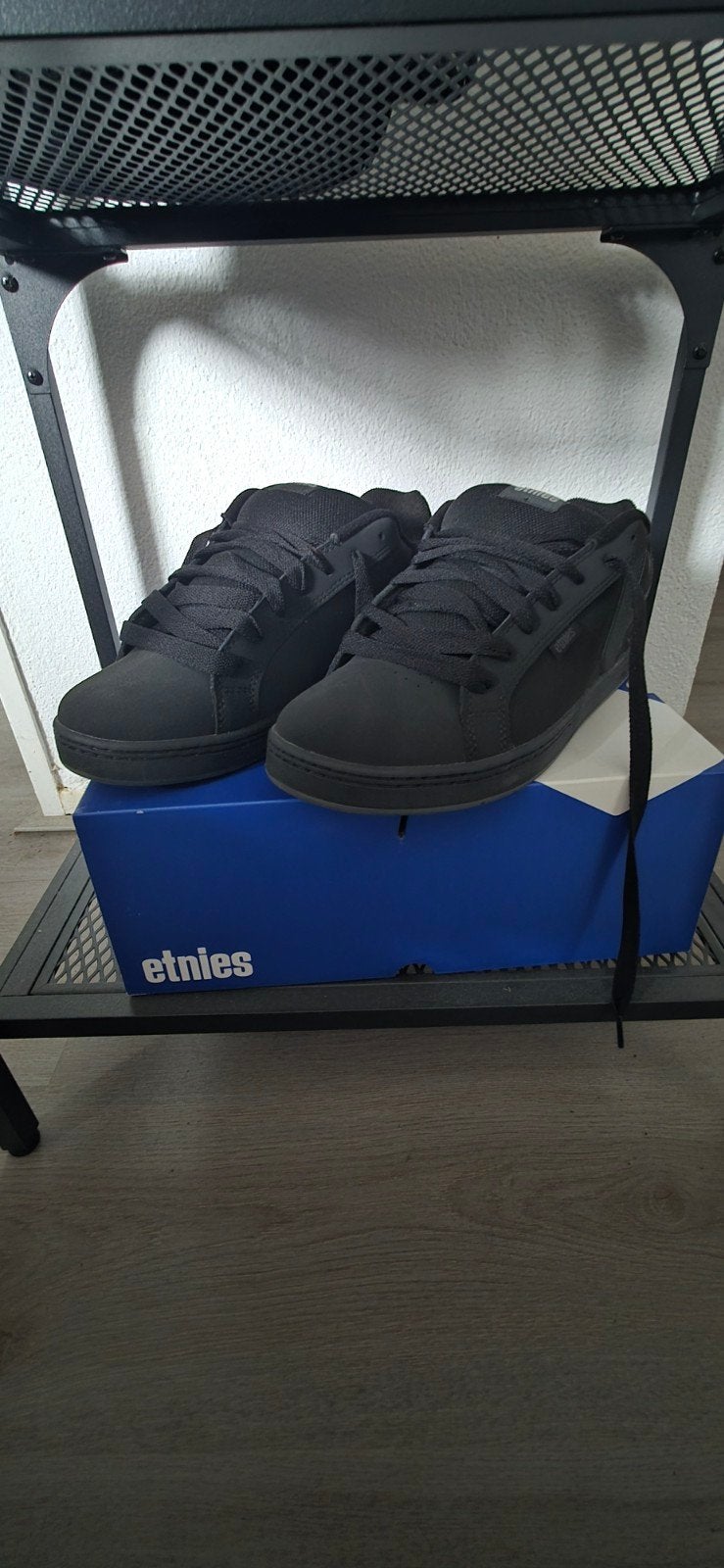 ETNIES Faders nieuw, Nieuw, Ophalen of Verzenden, Etnies, Sportschoenen