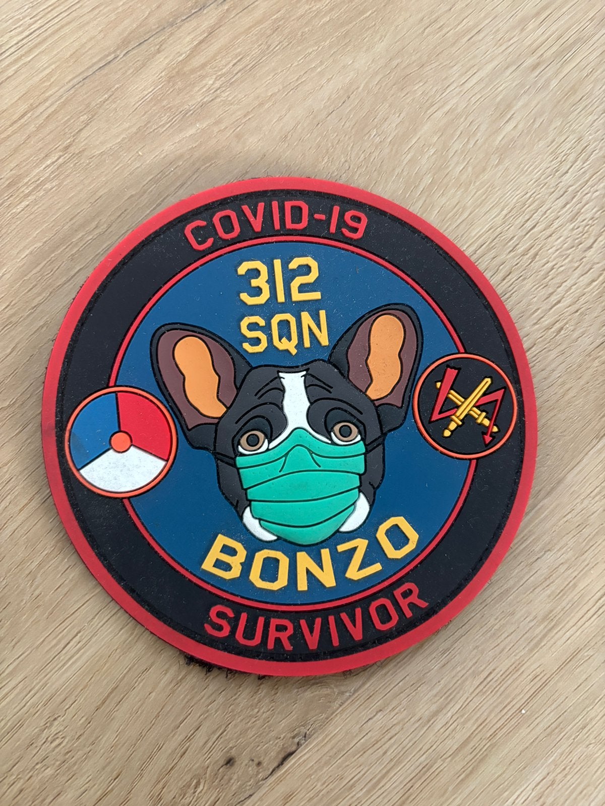 RNLAF 312 SQN - Covid-19 Bonzo Survivor, Verzamelen, Ophalen of Verzenden, Zo goed als nieuw, Patch, Badge of Embleem