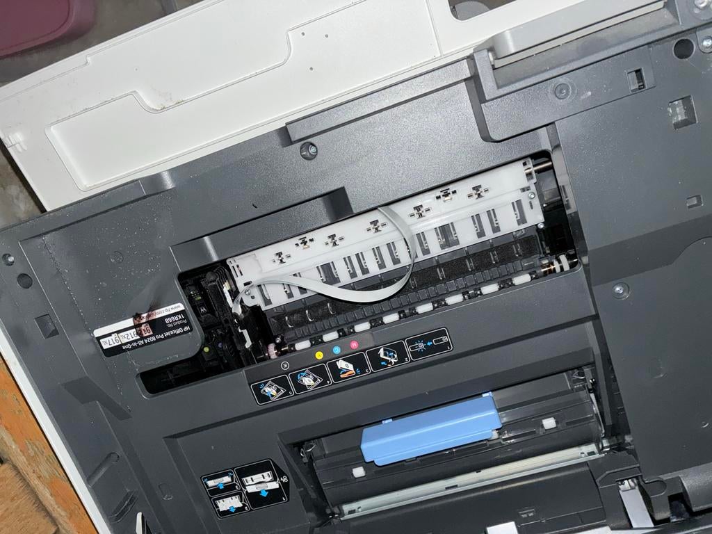 HP printer officejet 8024 allinone (kapot,inkt lekt), Gebruikt, Inkjetprinter, All-in-one, Kleur printen