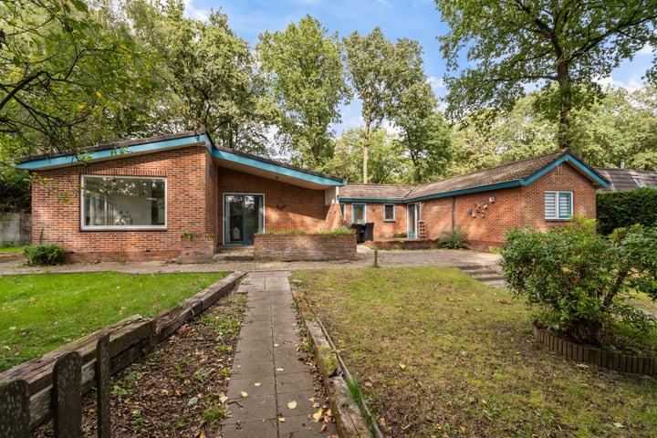 Vrijstaande huis 2 onder 1 kap te huur met 2 woonadressen, Huizen en Kamers