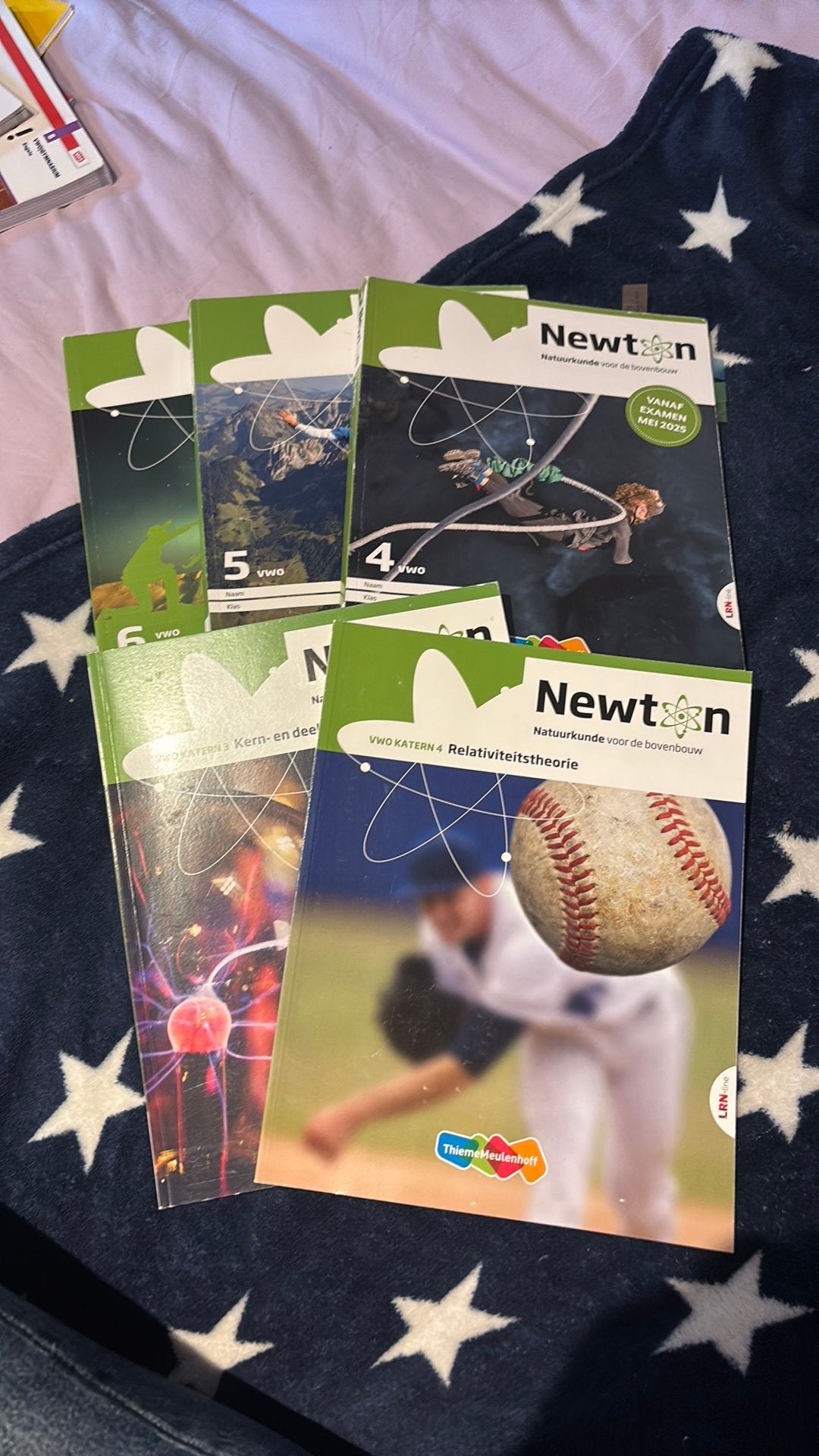 Newton Natuurkunde VWO 4&5&6 en Katern 3 & 4, Ophalen of Verzenden, Gelezen, VWO, Natuurkunde
