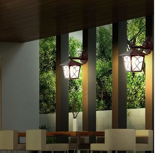 2x Klassieke LED Hangende Buitenlampen Voor Buiten SMD LED, Minder dan 50 watt, Nieuw, Ophalen of Verzenden, Netvoeding