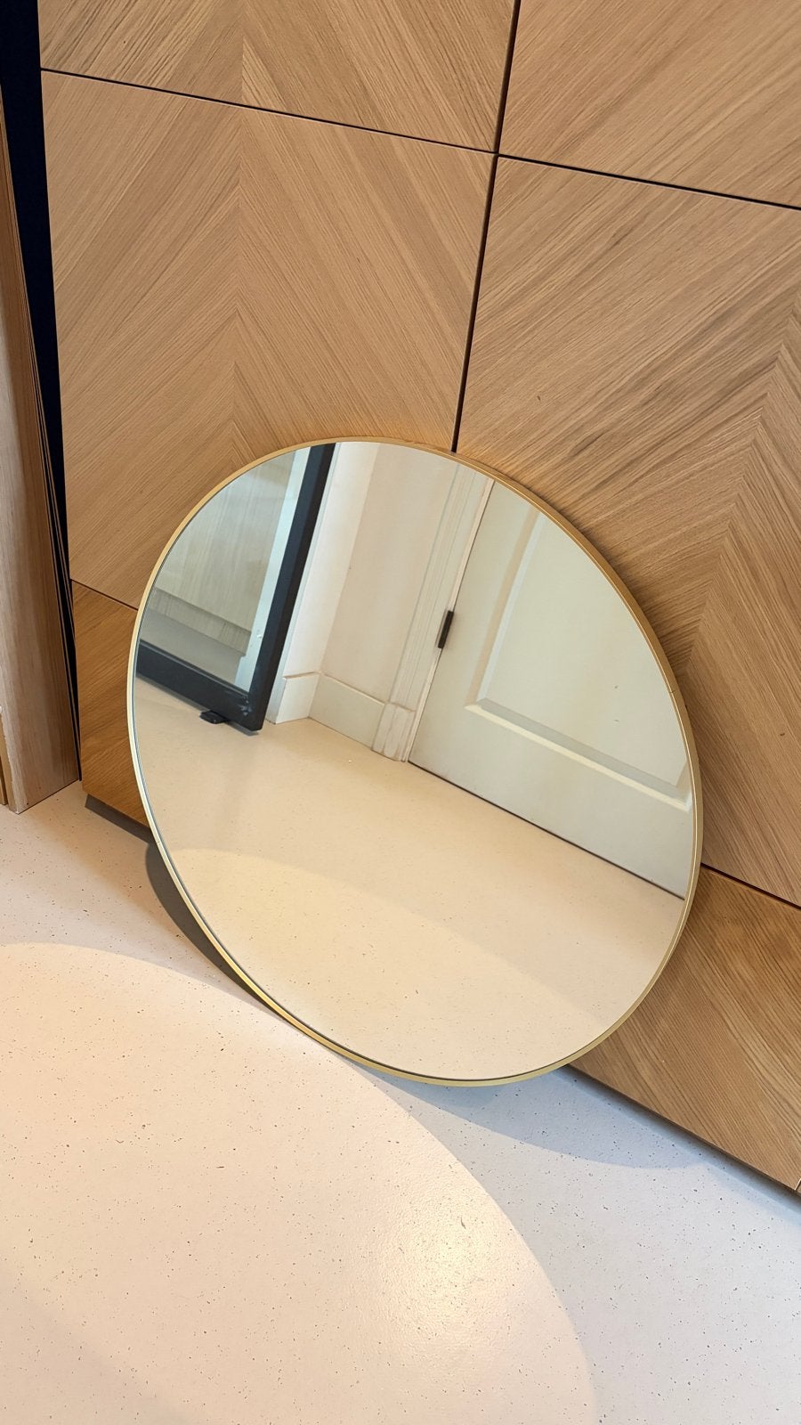 IKEA Lindbyn spiegel - Rond, goudkleurig, Ophalen, Rond, Zo goed als nieuw, 75 tot 100 cm