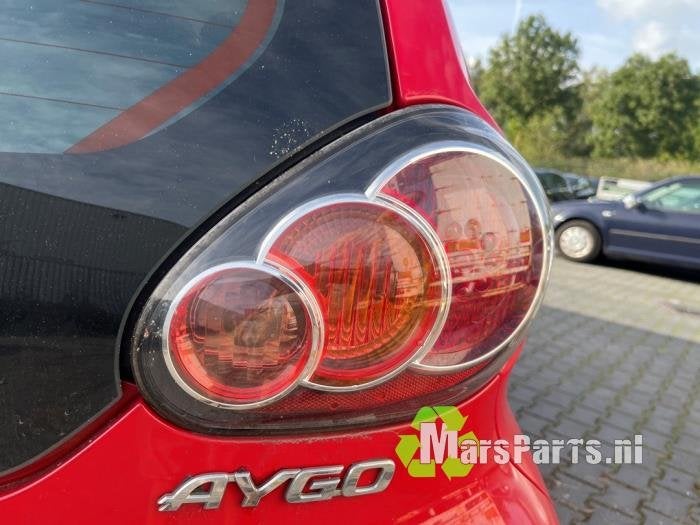 Achterlicht rechts van een Toyota Aygo, Gebruikt, -, -, Ophalen of Verzenden