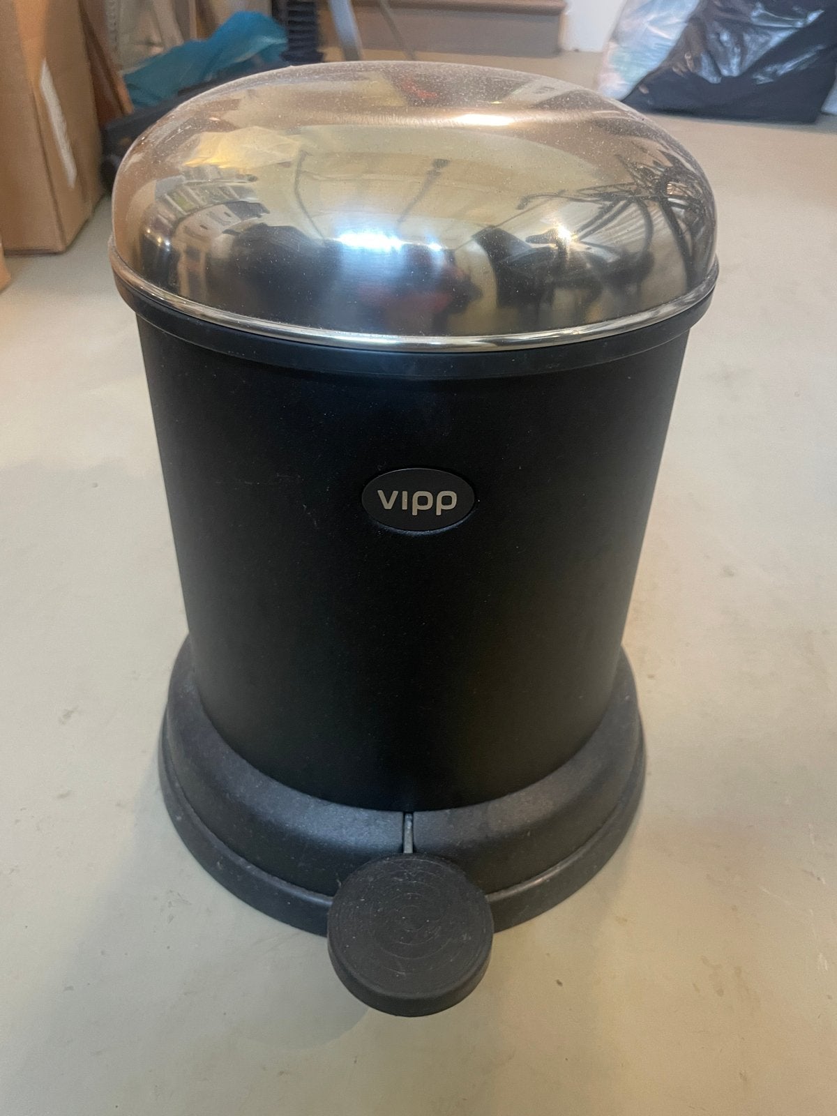 3x Vipp 13 Pedaalemmer (4L) - Zwart met RVS deksel, Ophalen, Met pedaal, Zo goed als nieuw, Minder dan 10 liter