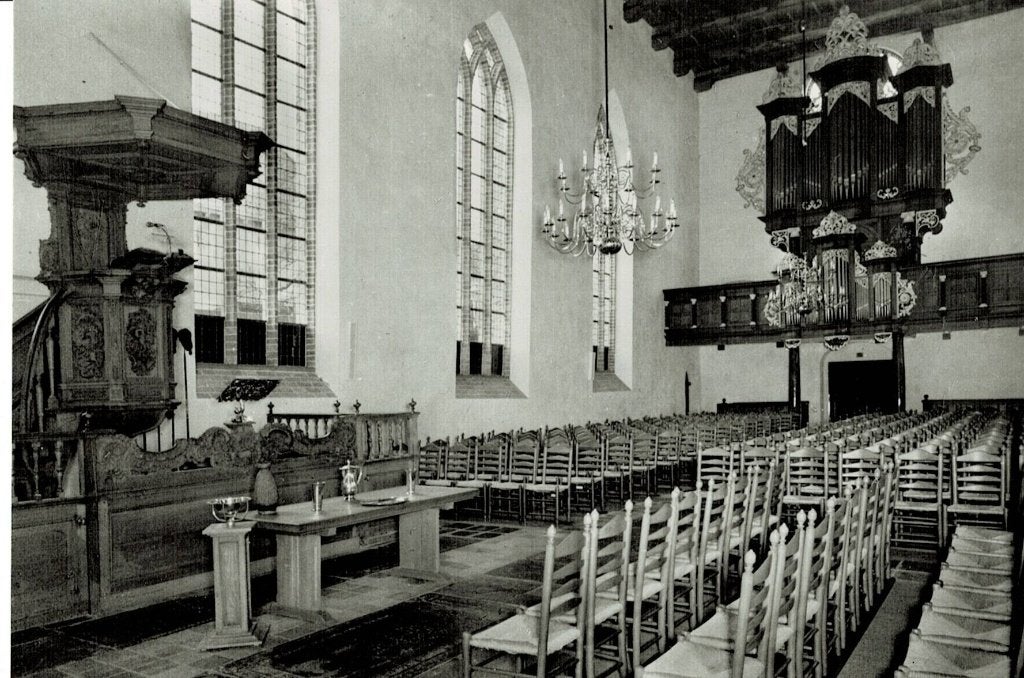 Dokkum, interieur Martinuskerk, Ophalen of Verzenden, 1960 tot 1980, Ongelopen, Friesland