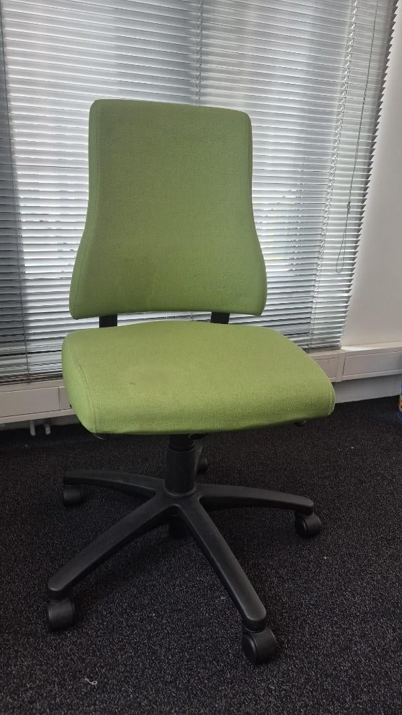 Groene bureaustoel. T.E.A.B. of leuk presentje, Ophalen, Gebruikt, Groen, Bureaustoel