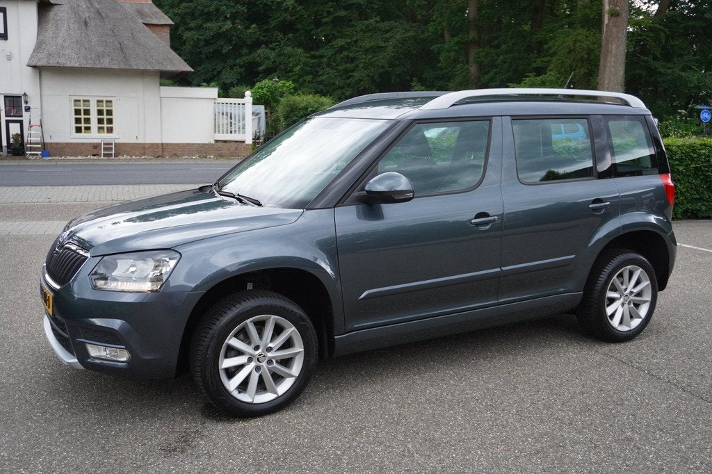 Skoda Yeti Outdoor 1.2 TSI Adventure Airco Automaat Pdc Lm V, Auto's, Euro 5, Gebruikt, 4 cilinders, Overige brandstoffen