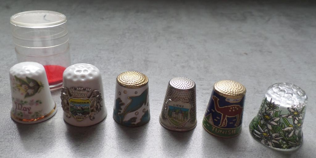Vingerhoedjes 6x, Verzamelen, Vingerhoedjes, Ophalen of Verzenden, Zo goed als nieuw