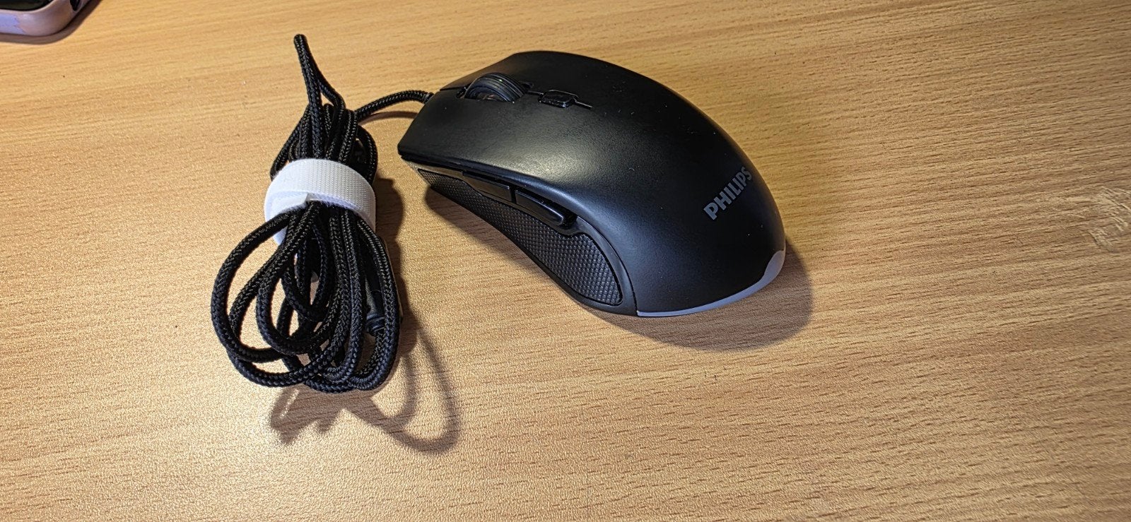 Philips bedrade gaming muis met Ambiglow, Rechtshandig, Gaming muis, Ophalen of Verzenden, Zo goed als nieuw