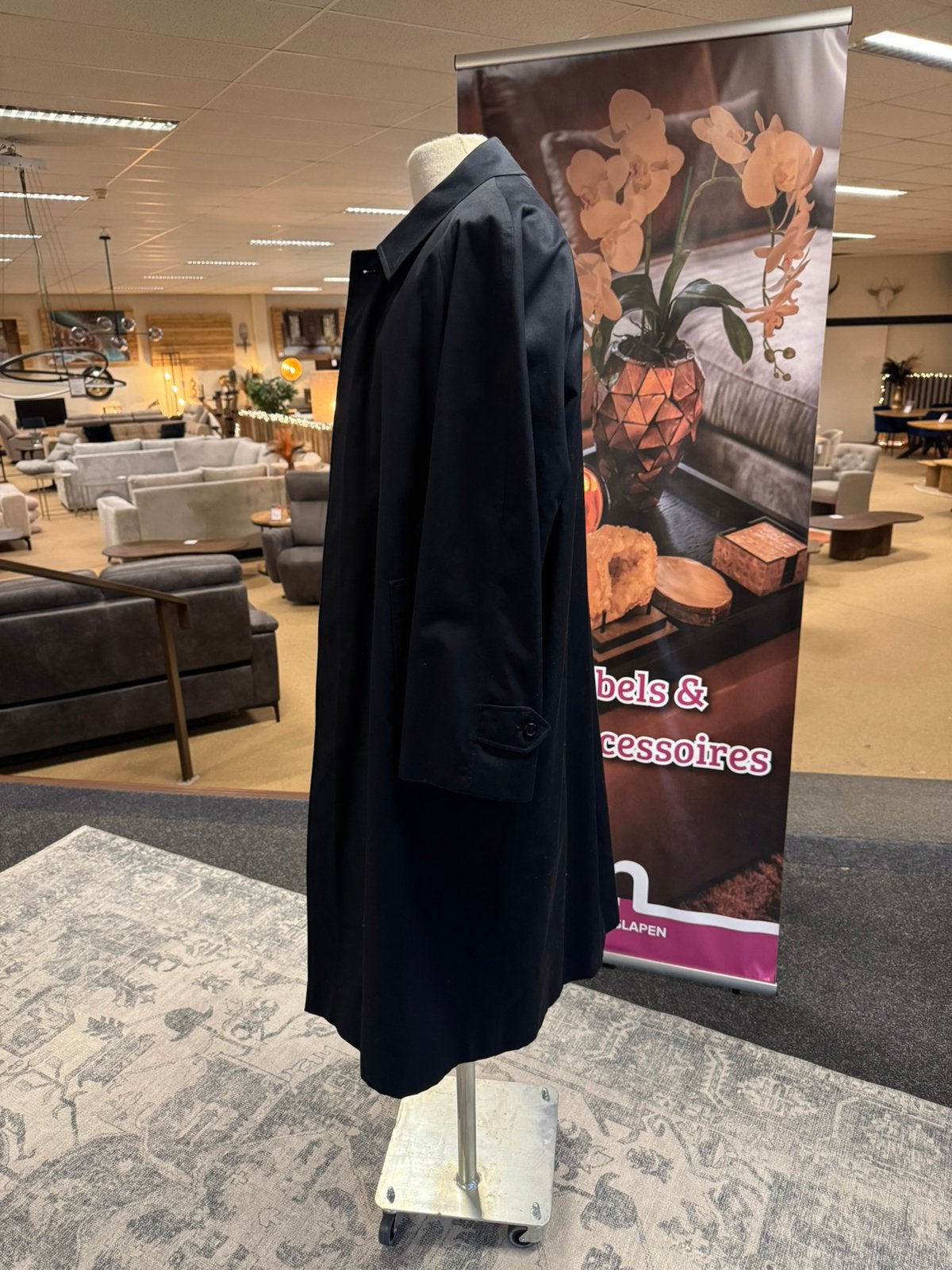 Trenchcoat Burberry Maat 52 R.L Koolblauw Direct/leverbaar, Maat 52/54 (L), Blauw, Nieuw, Ophalen of Verzenden