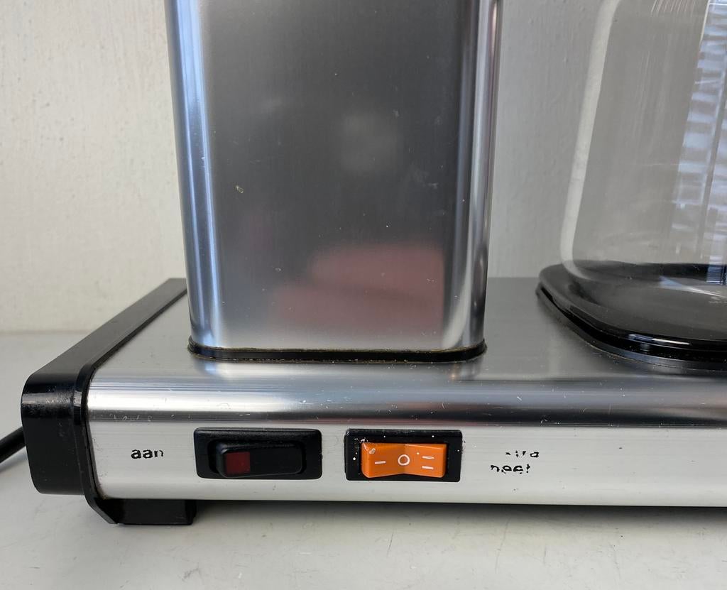 DE Moccamaster koffiezetapparaat van Technivorm, Witgoed en Apparatuur, Koffiezetapparaten, Gebruikt, Koffiemachine, Gemalen koffie