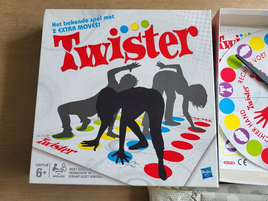 Spel Twister zgan, Vijf spelers of meer, Ophalen of Verzenden, Zo goed als nieuw
