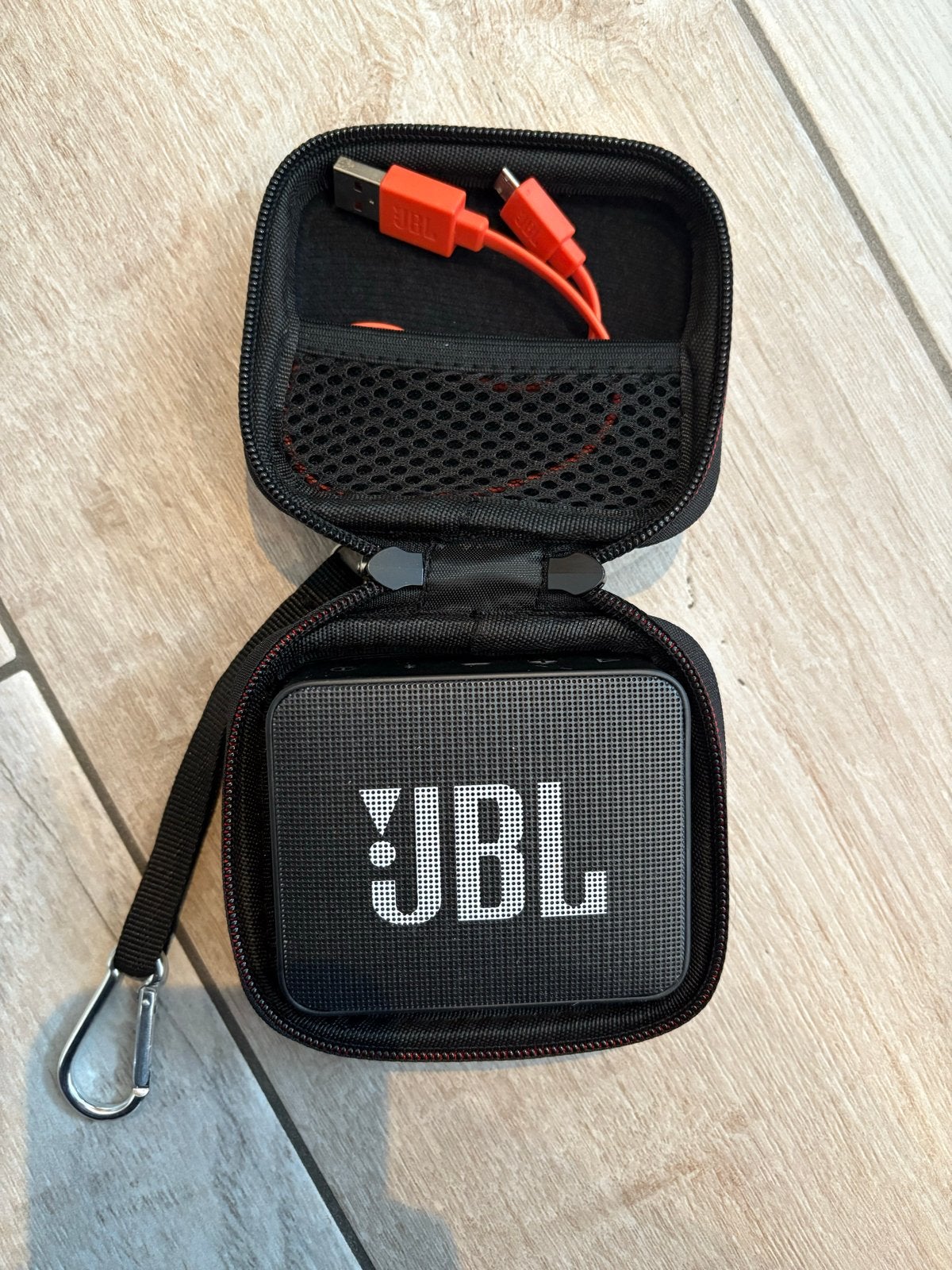 JBL Go 2 Draagbare Bluetooth Speaker met Hoesje, Audio, Tv en Foto, Luidsprekers, JBL, Ophalen of Verzenden, Zo goed als nieuw
