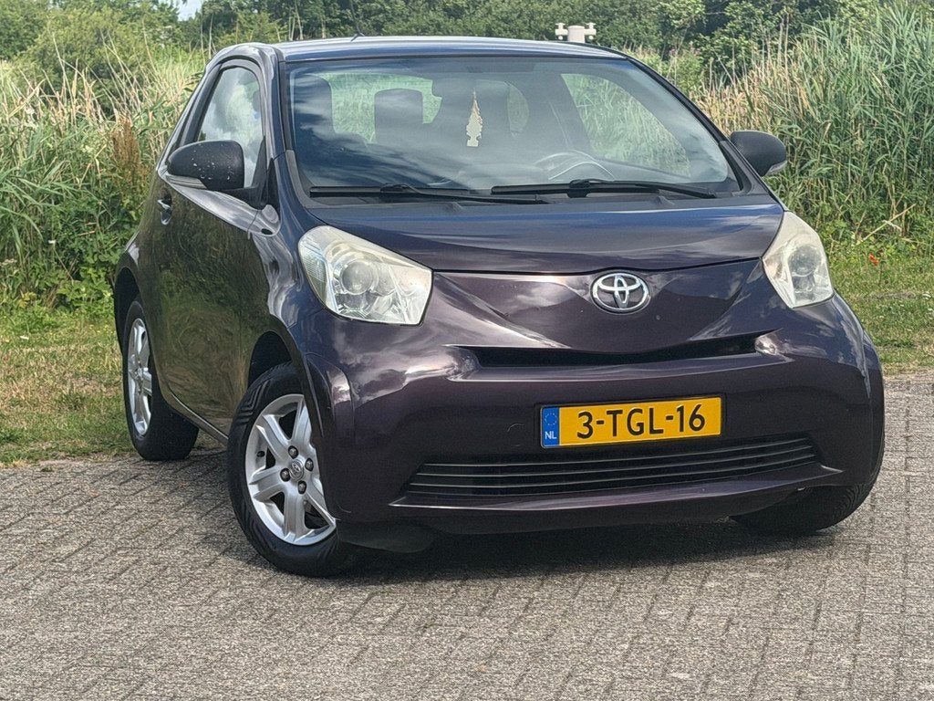Toyota IQ 1.0 VVTi Comfort - Deep Amethyst - Airco/LMV - Kke, Auto's, Toyota, Stof, Gebruikt, Zwart, Overige kleuren