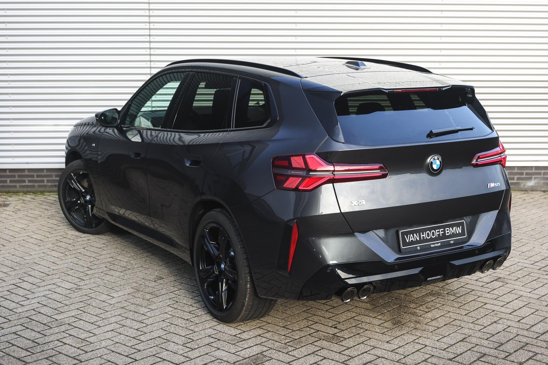 BMW X3 M50 Automaat / Panoramadak / Trekhaak / Sportstoelen, Auto's, BMW, Zwart, Leder, Bedrijf, 2998 cc