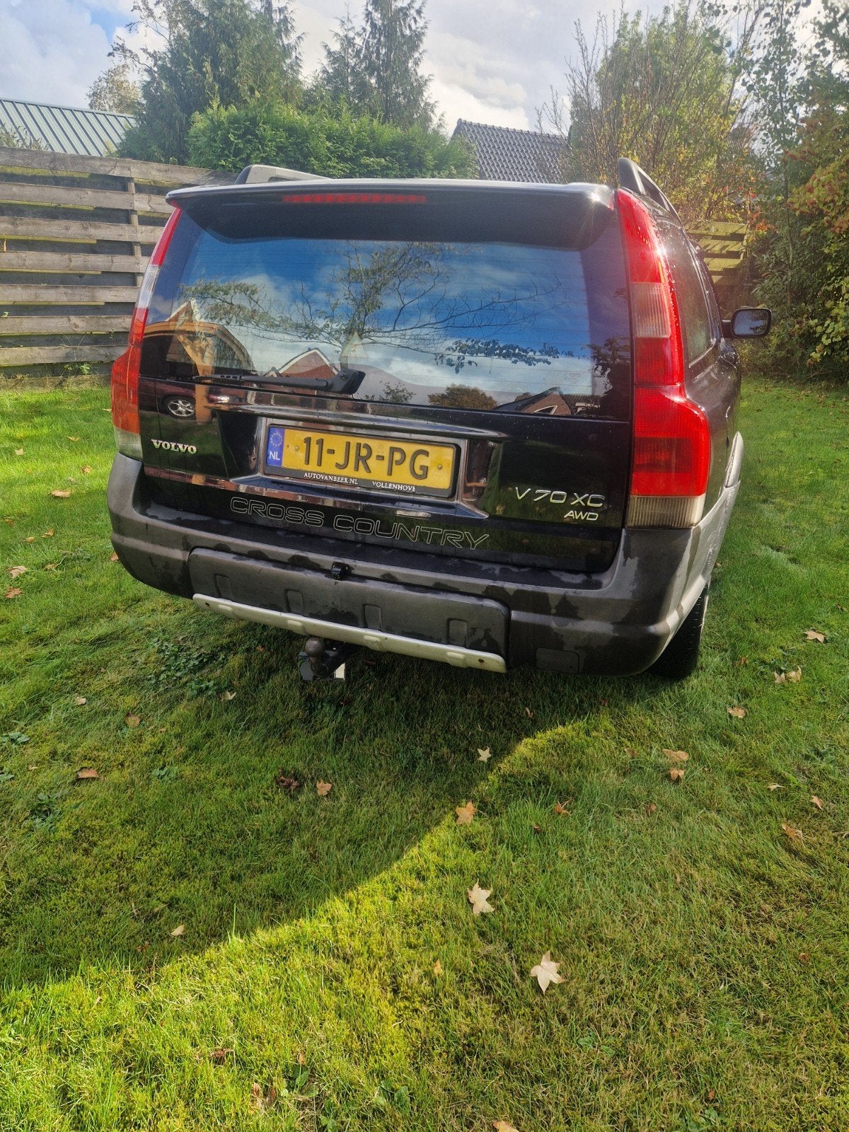 Volvo V70 2.4 T XC 4WD 2002 Zwart, Auto's, 1636 kg, 1800 kg, Zwart, Zwart