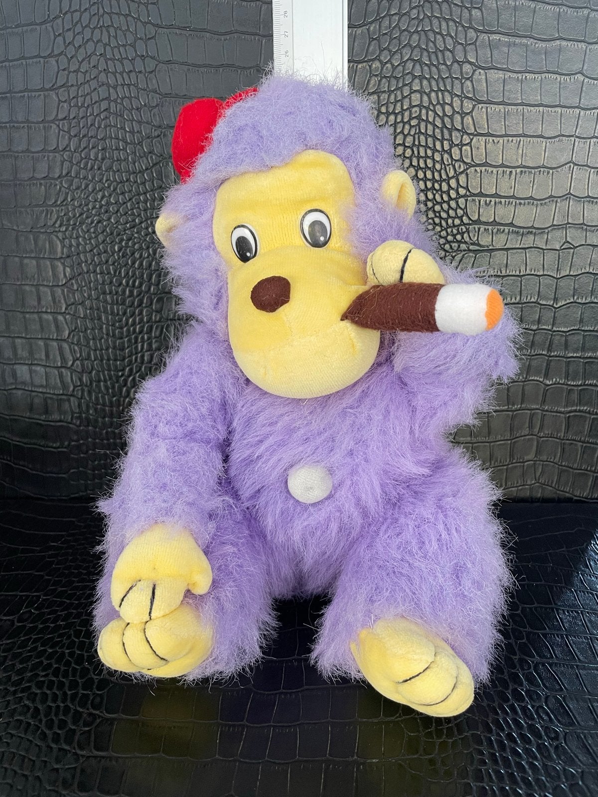 Lila aap knuffel met sigaar - 23 cm hoog, Paars, Gebruikt, Ophalen of Verzenden, Middelgroot (20 tot 80 cm)